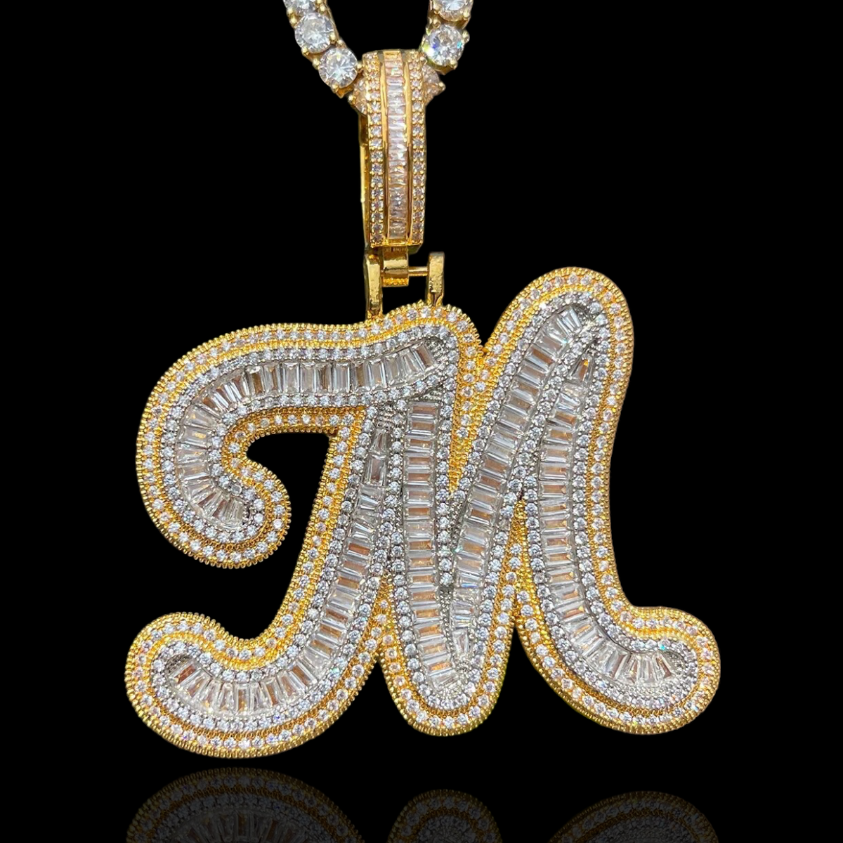 Pendentif lettre diamant baguette multicolore - Main Image