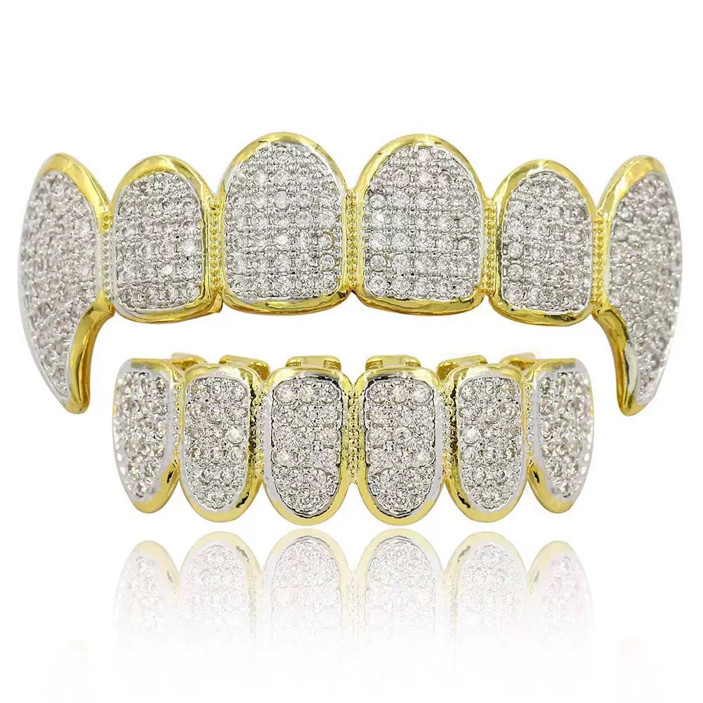 6/6 ICED OUT Royal Fang Grillz Set